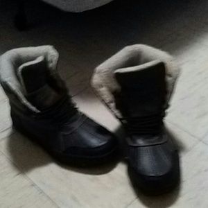 Nautica boots
